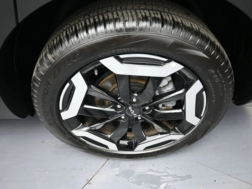 2024 Kia Telluride - Image 15 of 21