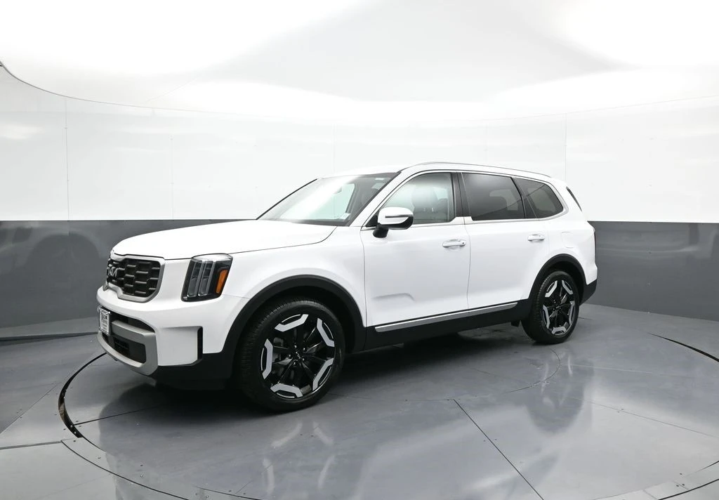 2024 Kia Telluride - Image 10 of 21