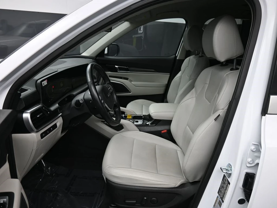 2024 Kia Telluride - Image 18 of 21