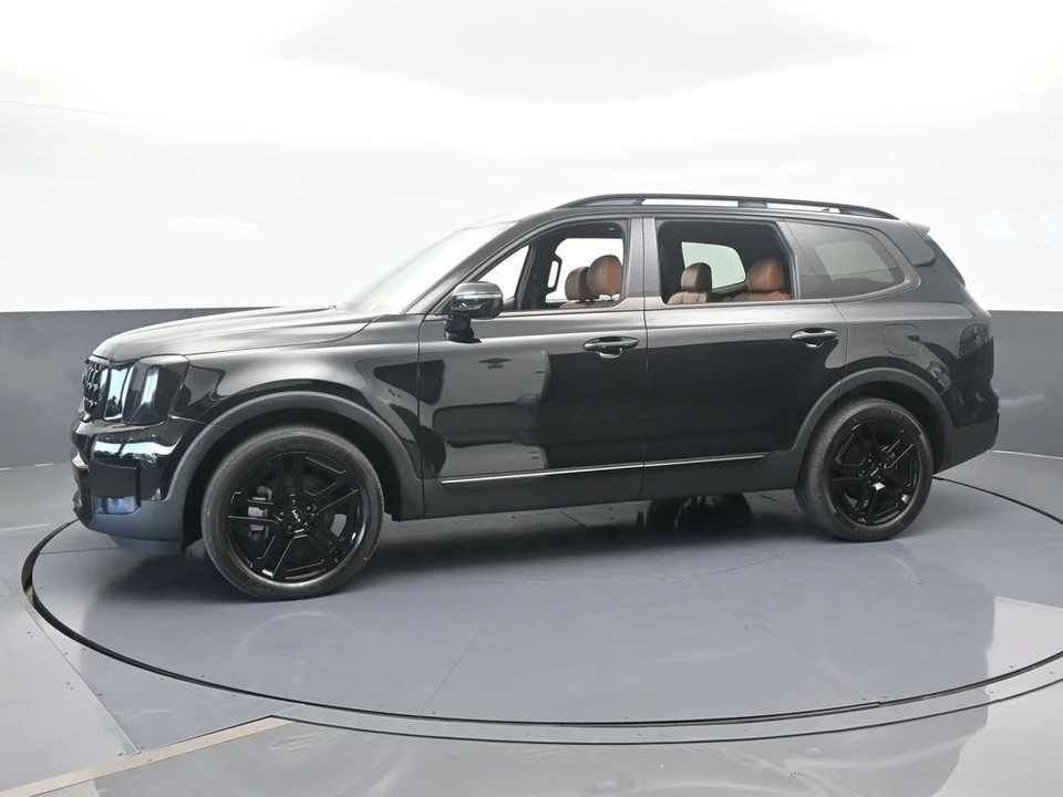 2024 Kia Telluride - Image 2 of 12