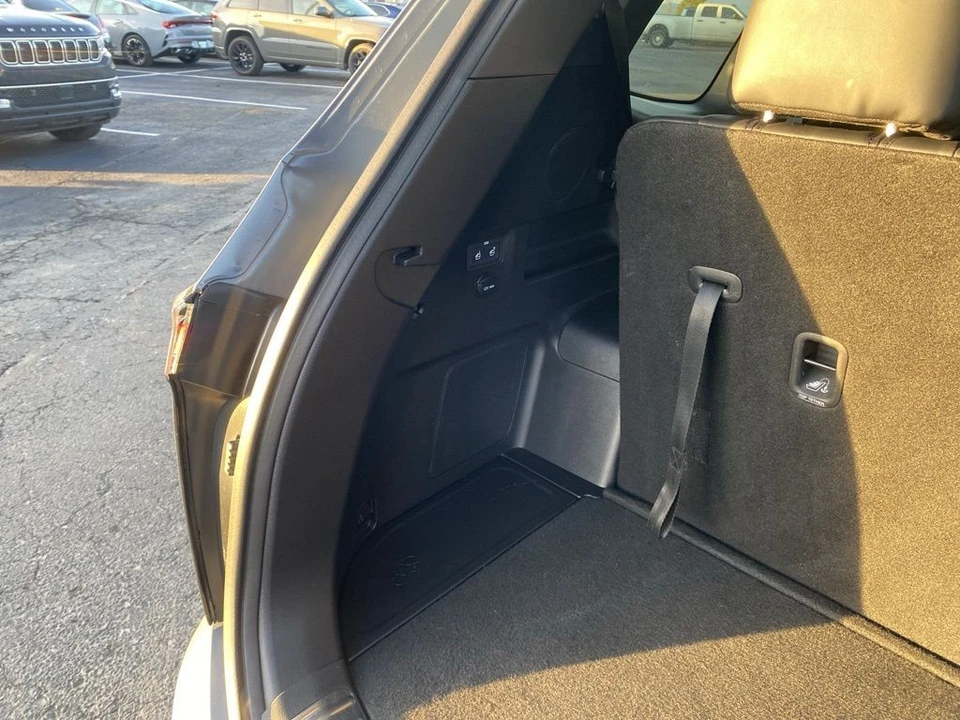 2024 Kia Telluride - Image 14 of 21
