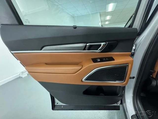 2024 Kia Telluride - Image 10 of 19