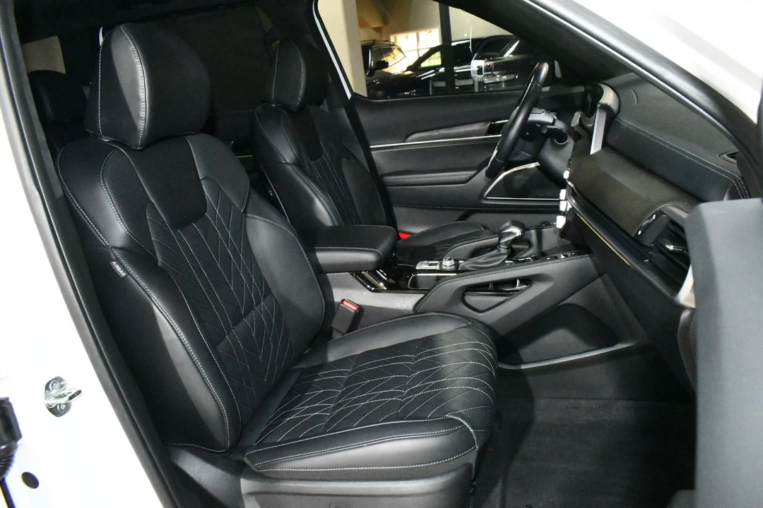 2024 Kia Telluride - Image 8 of 12