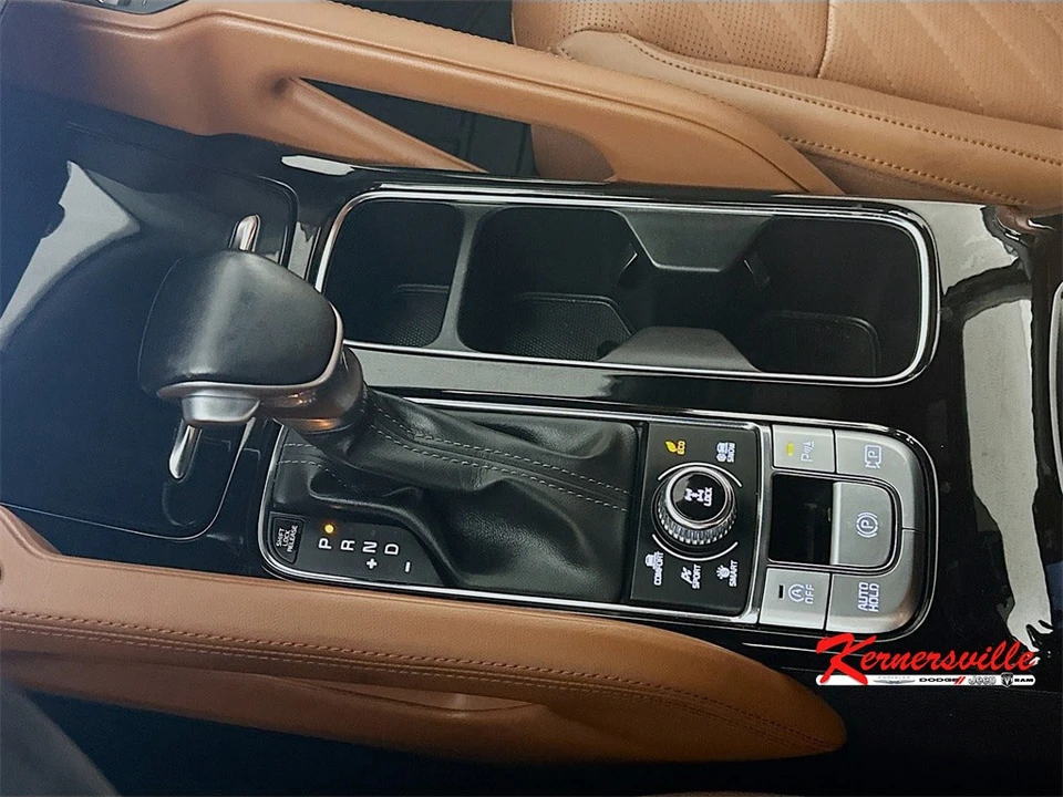 2024 Kia Telluride - Image 16 of 21