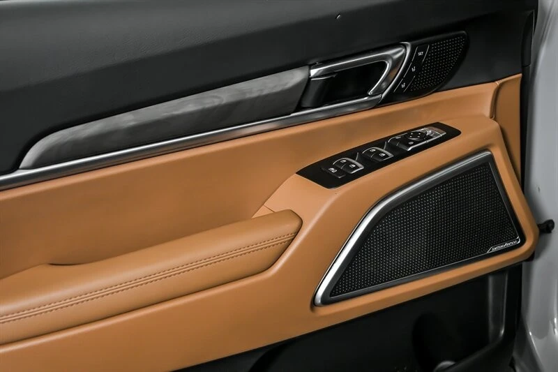 2024 Kia Telluride - Image 15 of 21