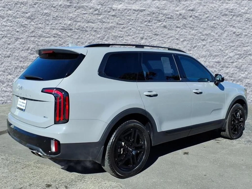 2024 Kia Telluride - Image 2 of 12