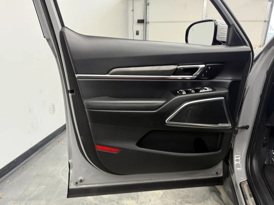 2024 Kia Telluride - Image 11 of 21