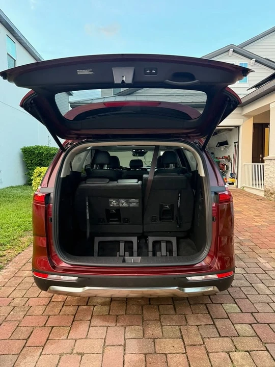2024 Kia Carnival - Image 5 of 11
