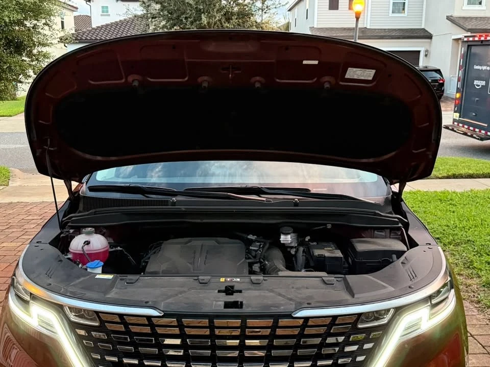 2024 Kia Carnival - Image 10 of 11