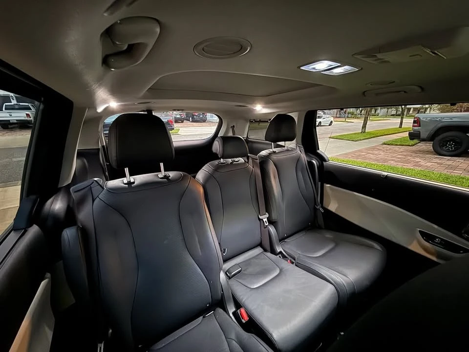 2024 Kia Carnival - Image 9 of 11