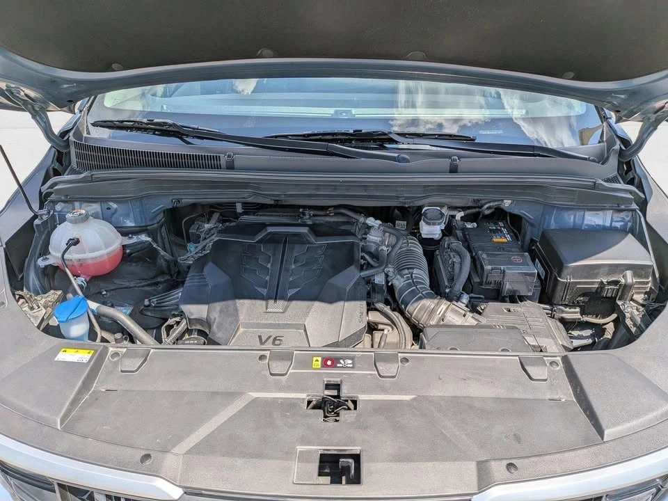 2024 Kia Carnival - Image 18 of 20