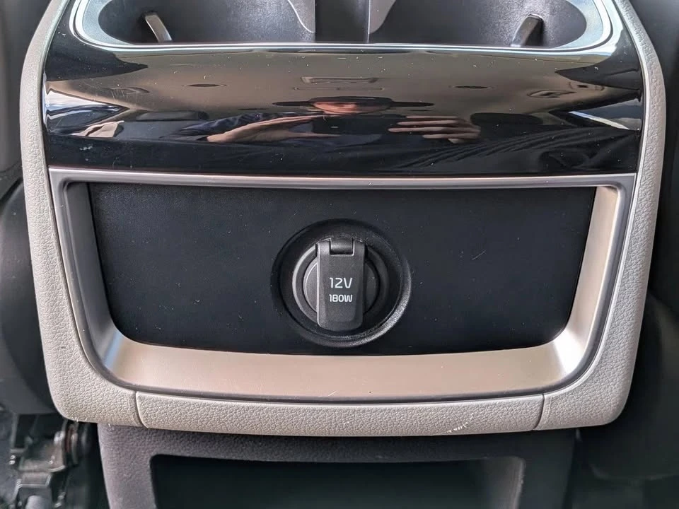 2024 Kia Carnival - Image 11 of 17