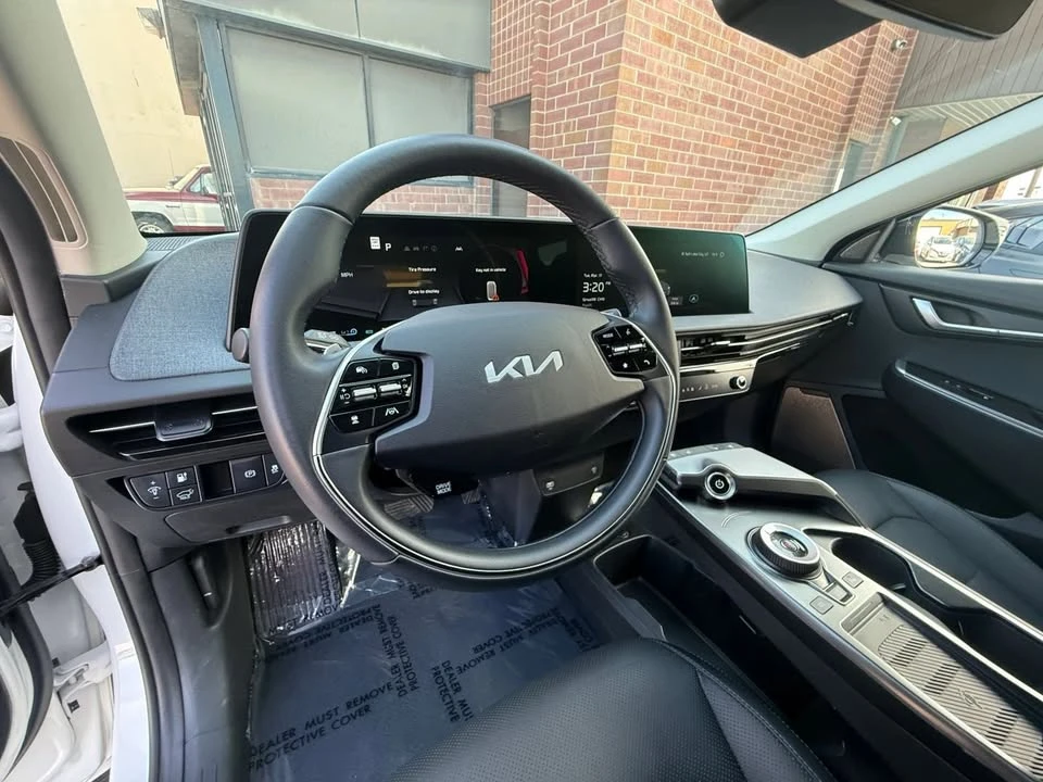 2024 Kia EV6 - Image 17 of 20