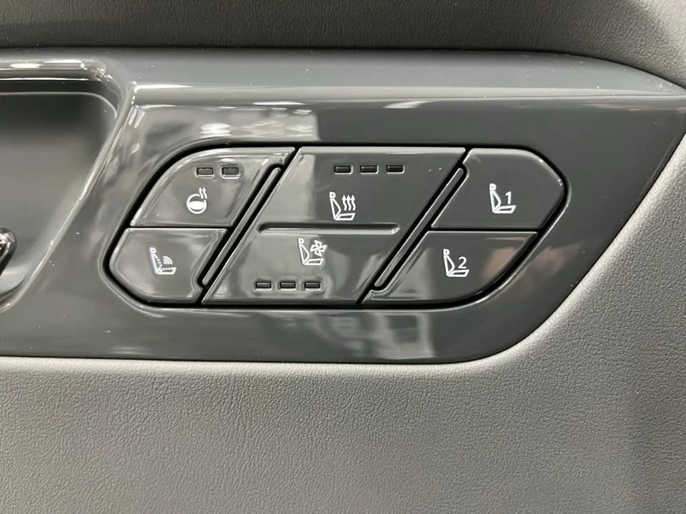 2024 Kia EV9 - Image 13 of 19