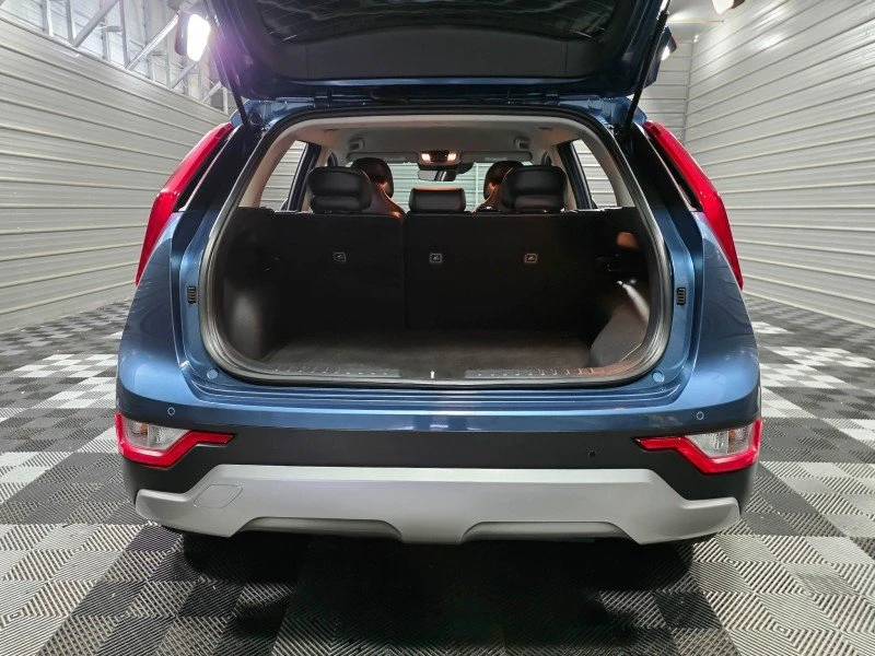2024 Kia Niro - Image 17 of 19