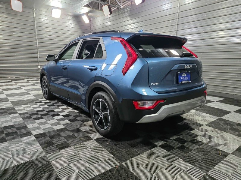 2024 Kia Niro - Image 5 of 19