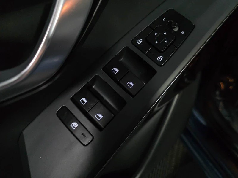 2024 Kia Niro - Image 15 of 19