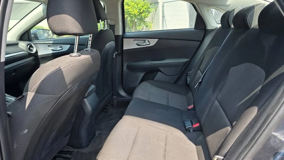 2024 Kia Forte - Image 8 of 17