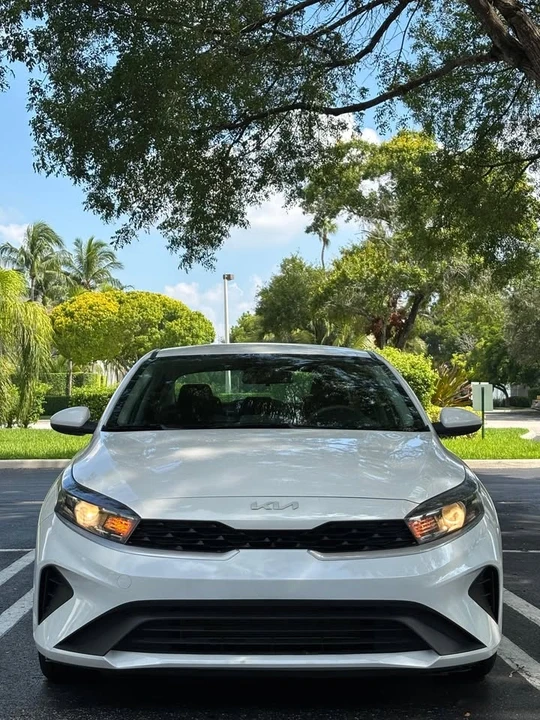 2024 Kia Forte - Image 2 of 9
