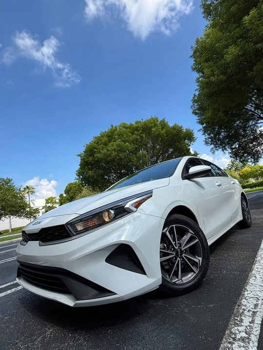 2024 Kia Forte - Image 4 of 9