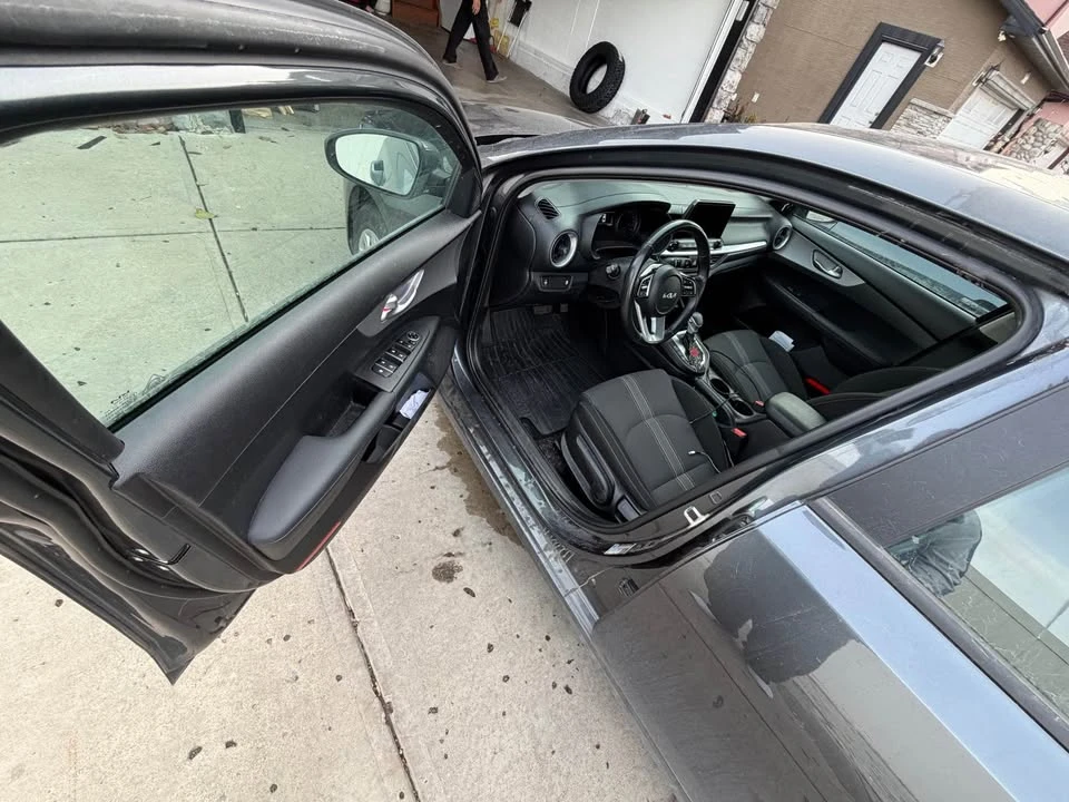 2024 Kia Forte - Image 2 of 8
