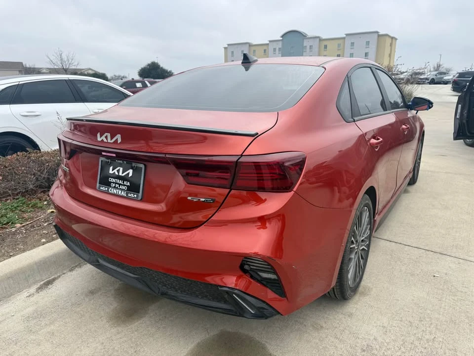 2024 Kia Forte - Image 3 of 4