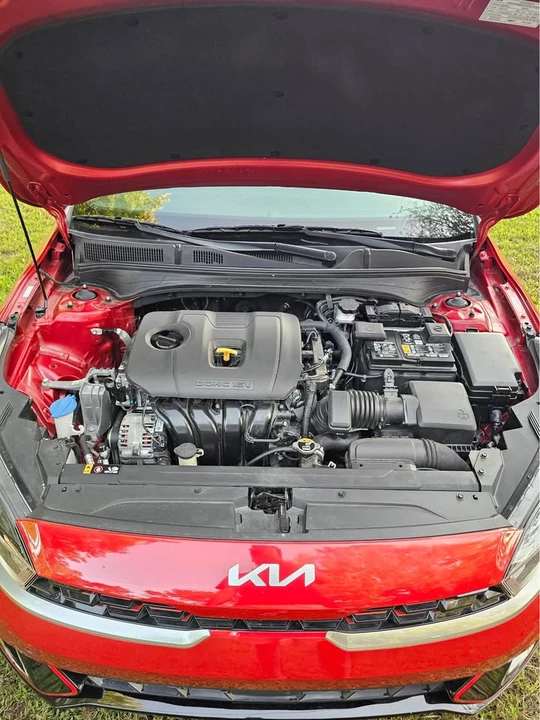 2024 Kia Forte - Image 9 of 12