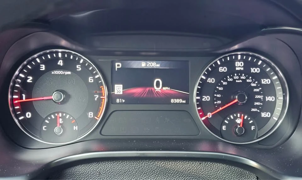 2024 Kia Forte - Image 8 of 12
