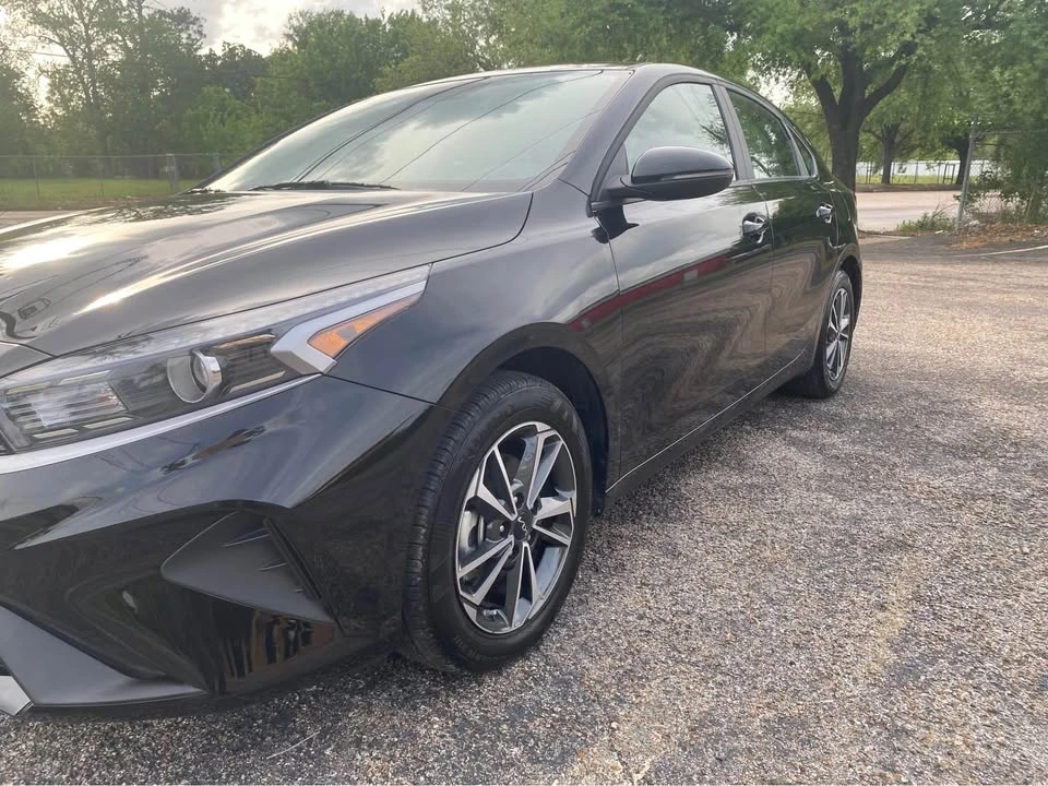 2024 Kia Forte - Image 7 of 16