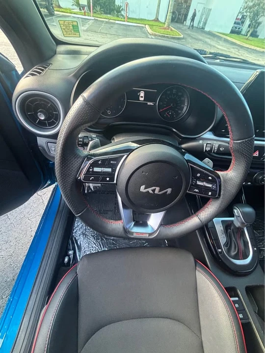 2024 Kia Forte - Image 6 of 8