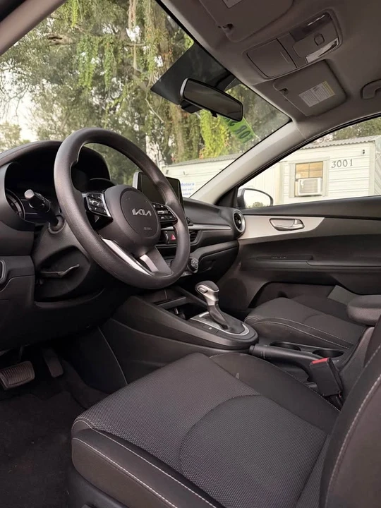 2024 Kia Forte - Image 10 of 12