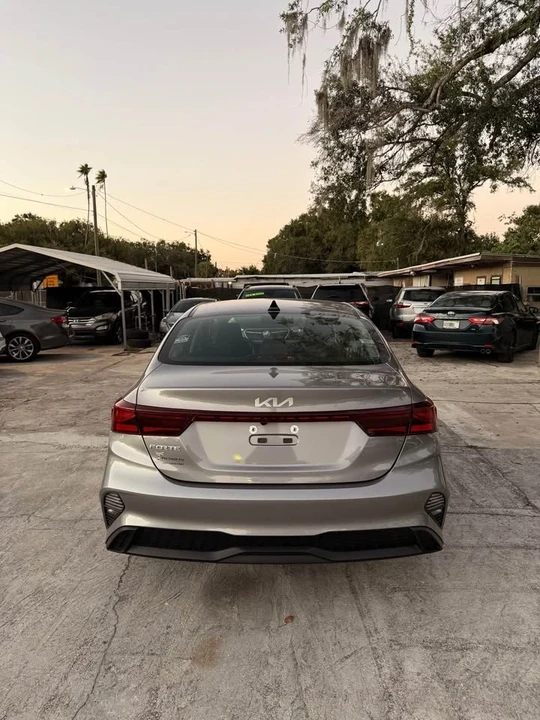 2024 Kia Forte - Image 7 of 12