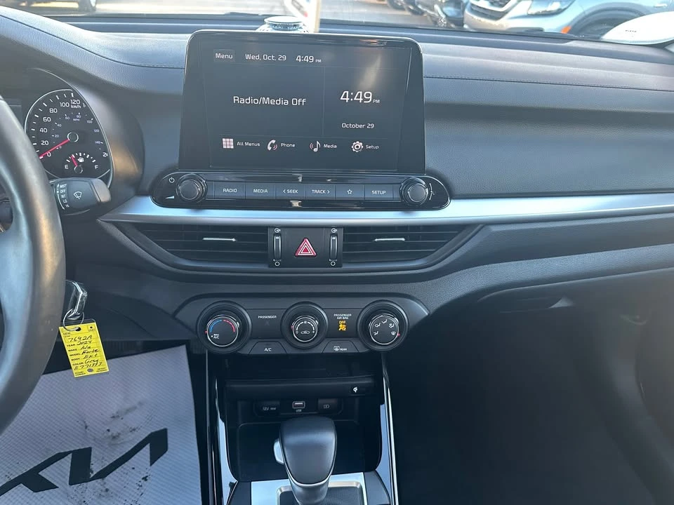 2024 Kia Forte - Image 9 of 12