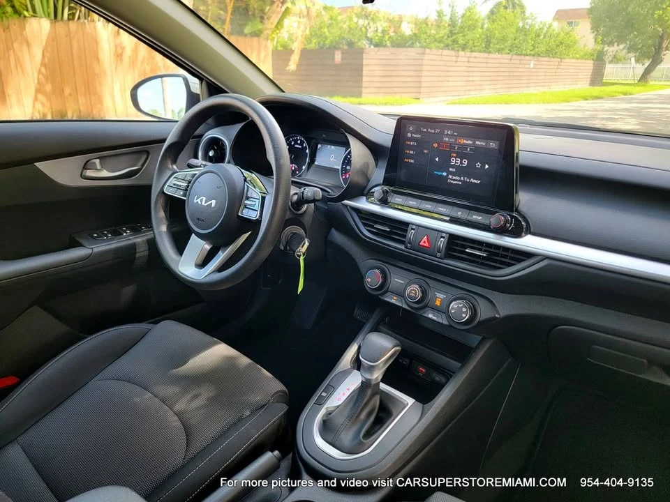2024 Kia Forte - Image 13 of 18