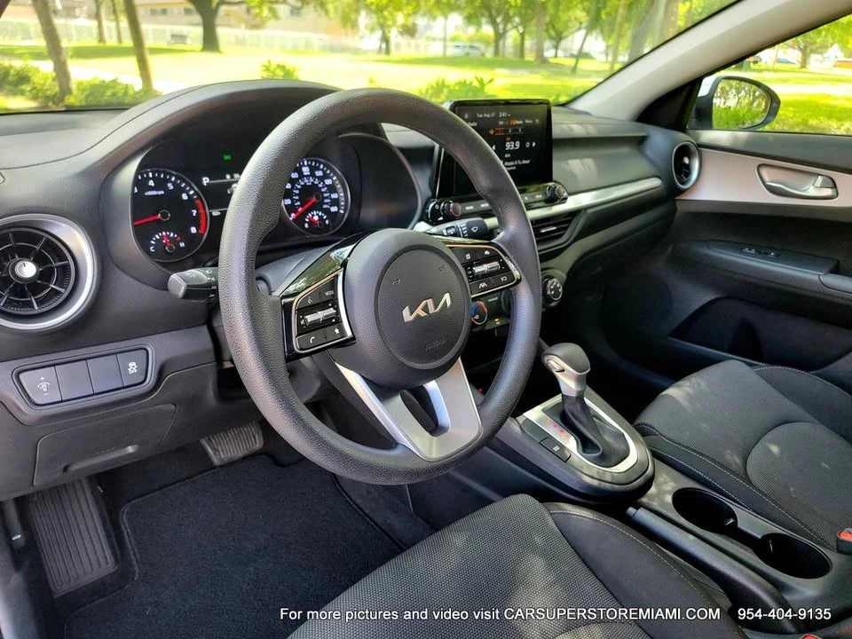 2024 Kia Forte - Image 9 of 18
