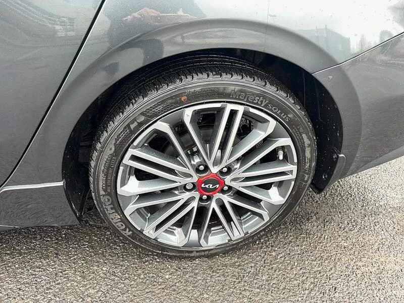 2024 Kia Forte - Image 8 of 12