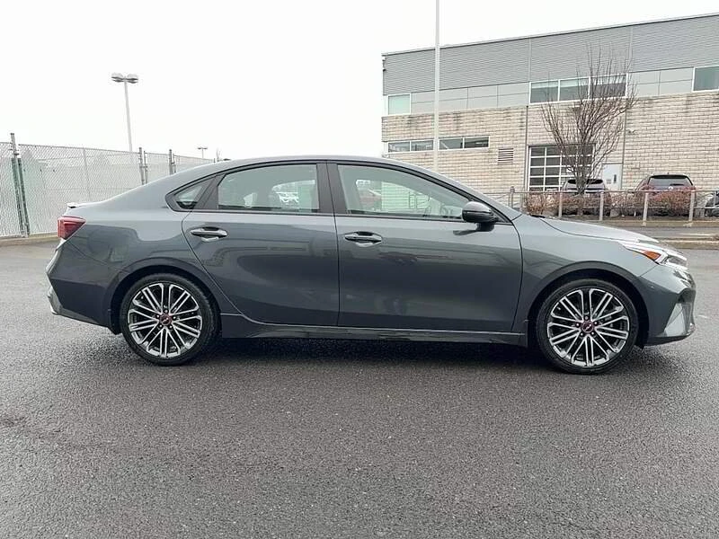 2024 Kia Forte - Image 6 of 12