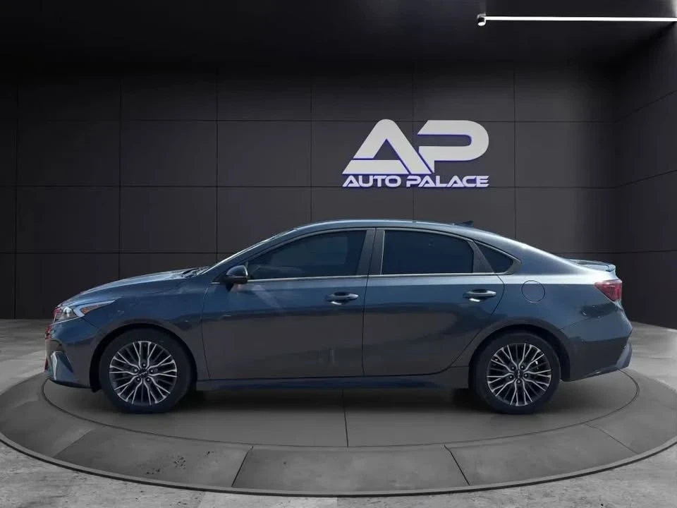 2024 Kia Forte - Image 6 of 17