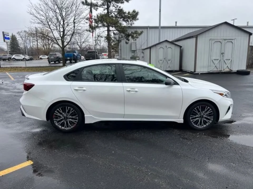 2024 Kia Forte - Image 2 of 6
