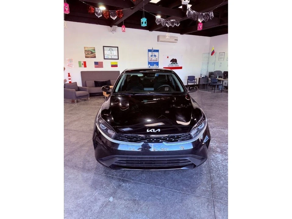 2024 Kia Forte - Image 7 of 20