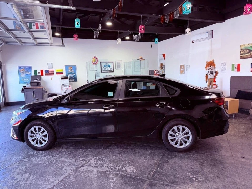 2024 Kia Forte - Image 12 of 20