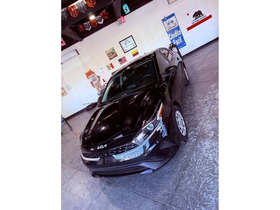 2024 Kia Forte - Image 10 of 20