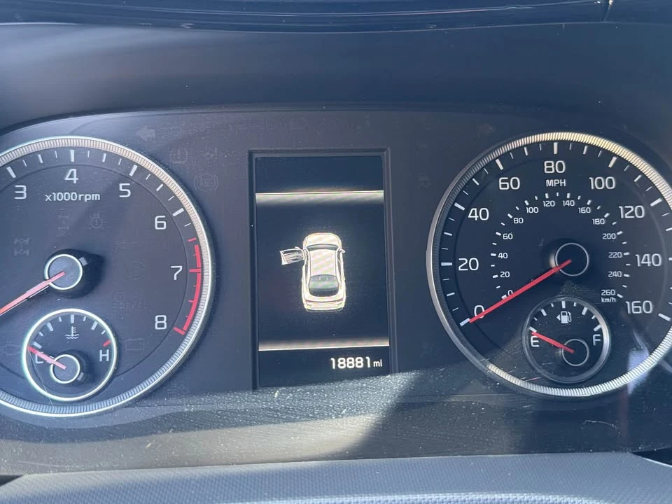 2024 Kia Optima/K5 - Image 11 of 12