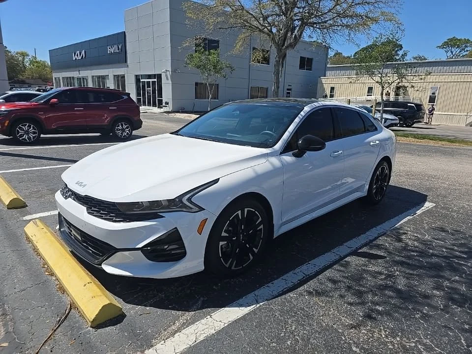 2024 Kia Optima/K5 - Image 2 of 19