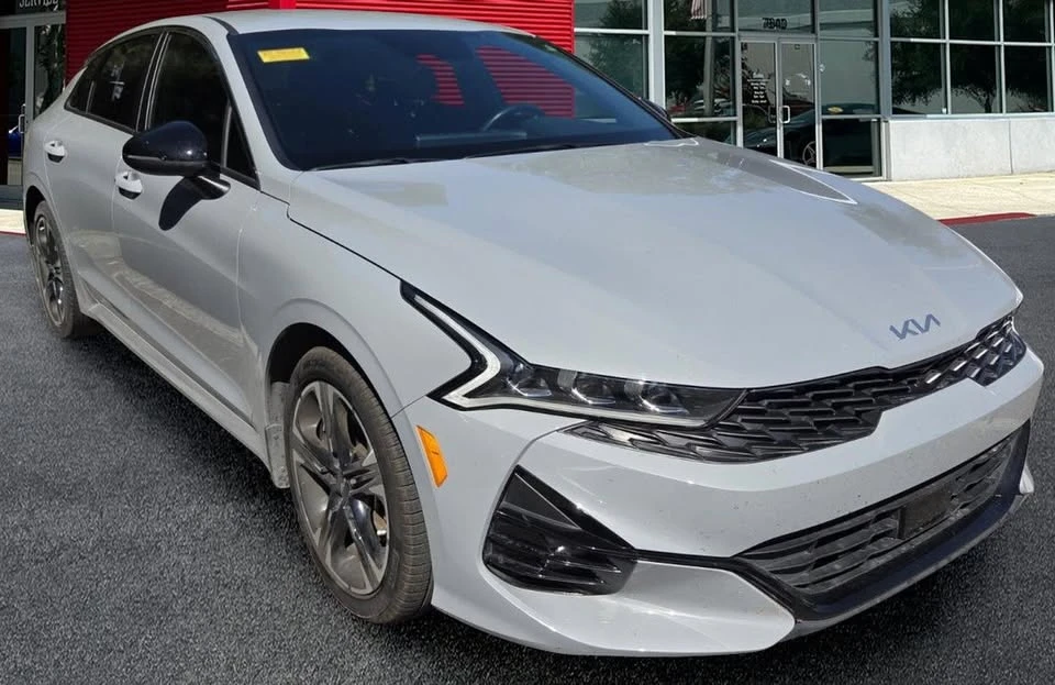 2024 Kia Optima/K5 - Image 2 of 15