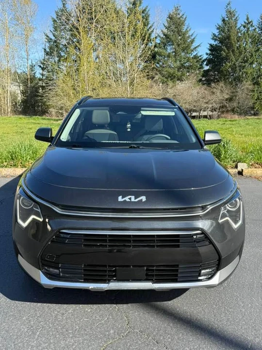 2024 Kia Niro - Image 8 of 14