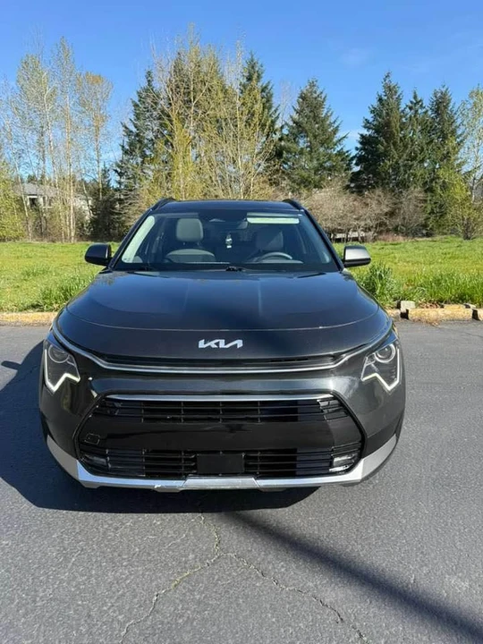 2024 Kia Niro - Image 2 of 14