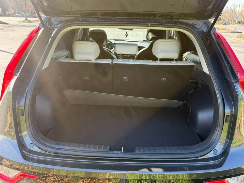 2024 Kia Niro - Image 9 of 14