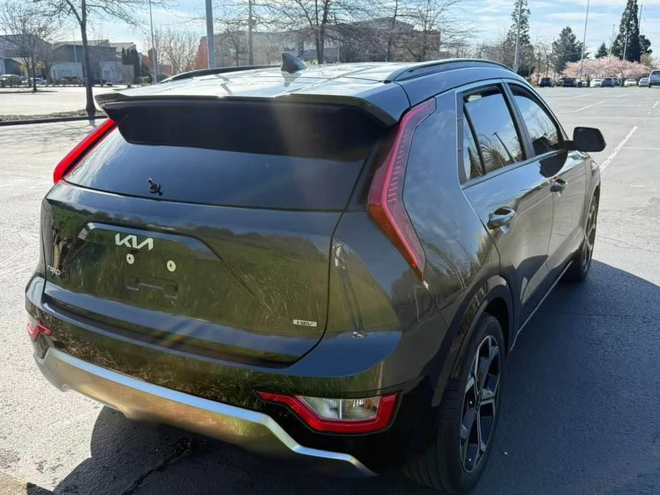 2024 Kia Niro - Image 7 of 14