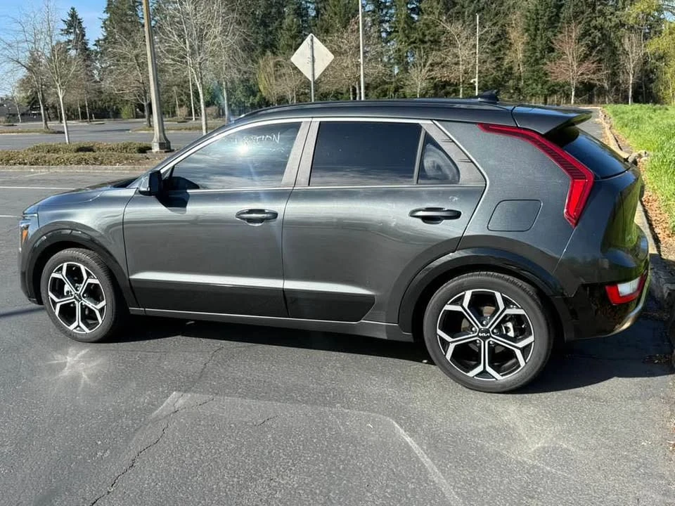 2024 Kia Niro - Image 4 of 14